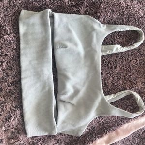 TWO Pc Alo Yoga cut out bra &  Moto Leggings